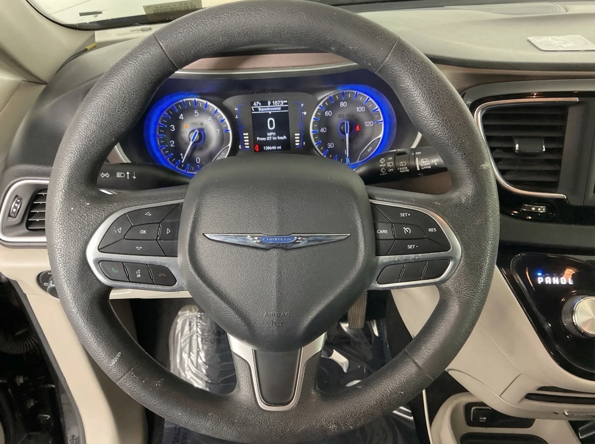 2018 Chrysler Pacifica L — thumbnail 11