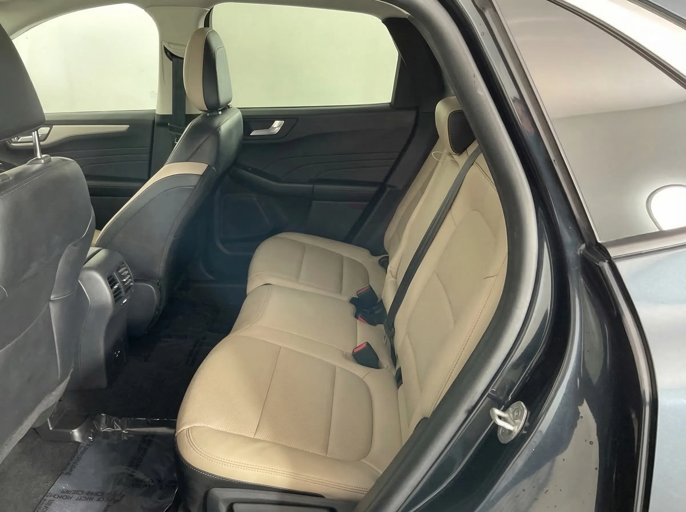 2022 Ford Escape Plug-In Hybrid SEL — thumbnail 17