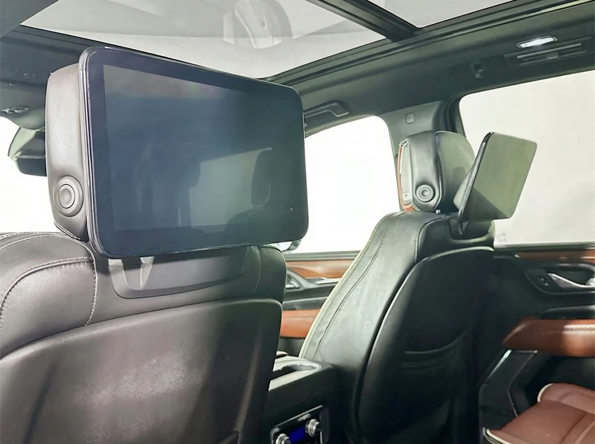 2023 GMC Yukon Denali Ultimate — thumbnail 31