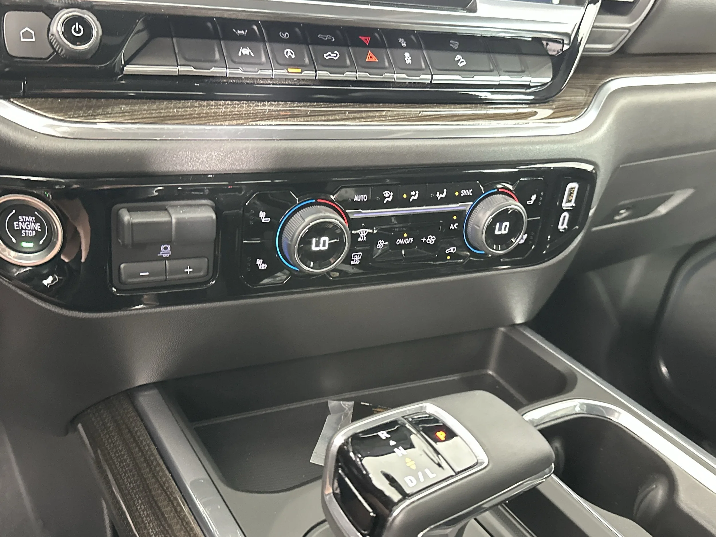 2024 Chevrolet Silverado 1500 LT Trail Boss — thumbnail 19