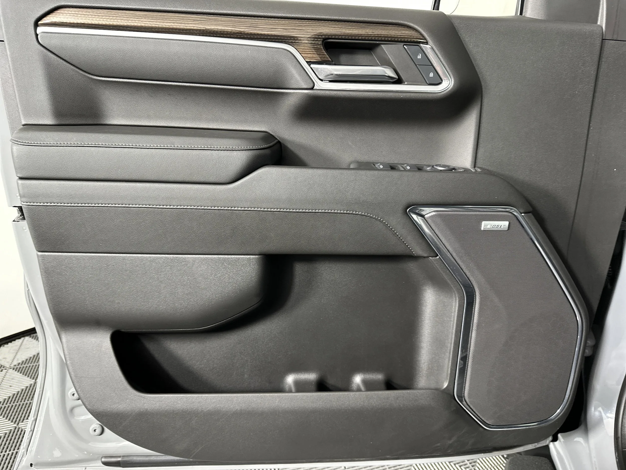 2024 Chevrolet Silverado 1500 LT Trail Boss — thumbnail 21