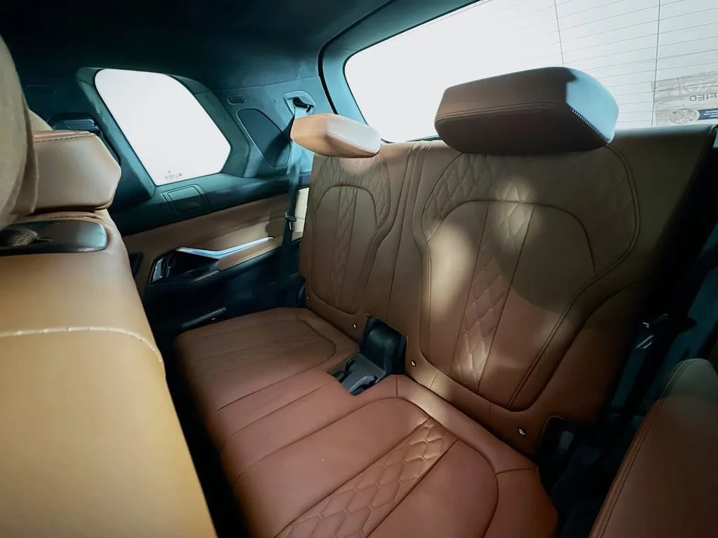 2024 BMW X7 M60i — thumbnail 25