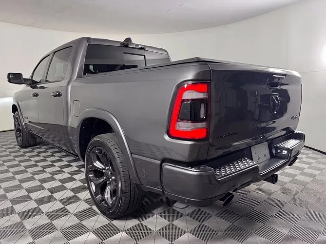 2024 Ram 1500 Limited — thumbnail 6